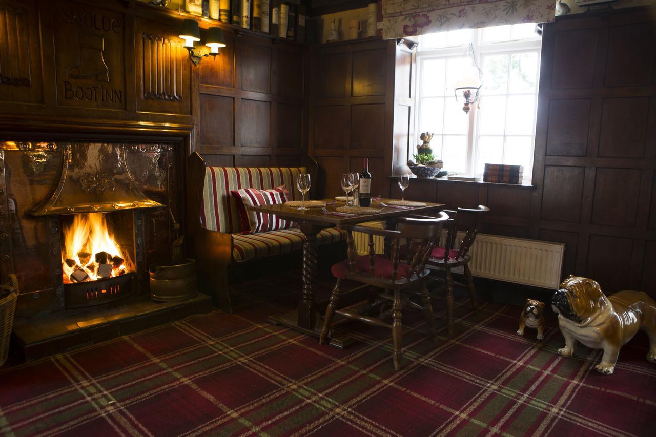 Ye Olde Boote Inn Oswestry Eksteriør billede